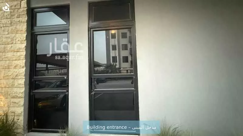 شقة 1 غرف في الملقا 5