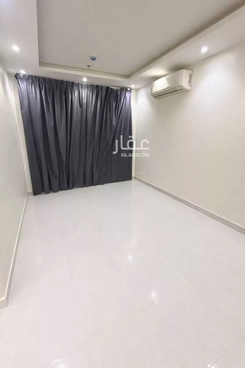 شقة 3 غرف في الرمال 5