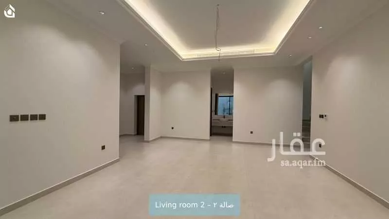 فيلا 5 غرف في الملقا 4