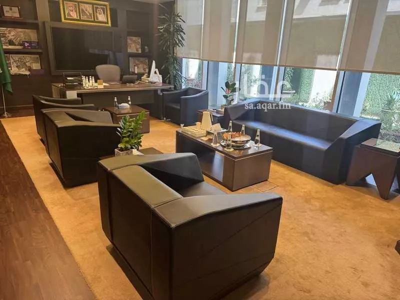 1300 sqm office in An Nafal 4