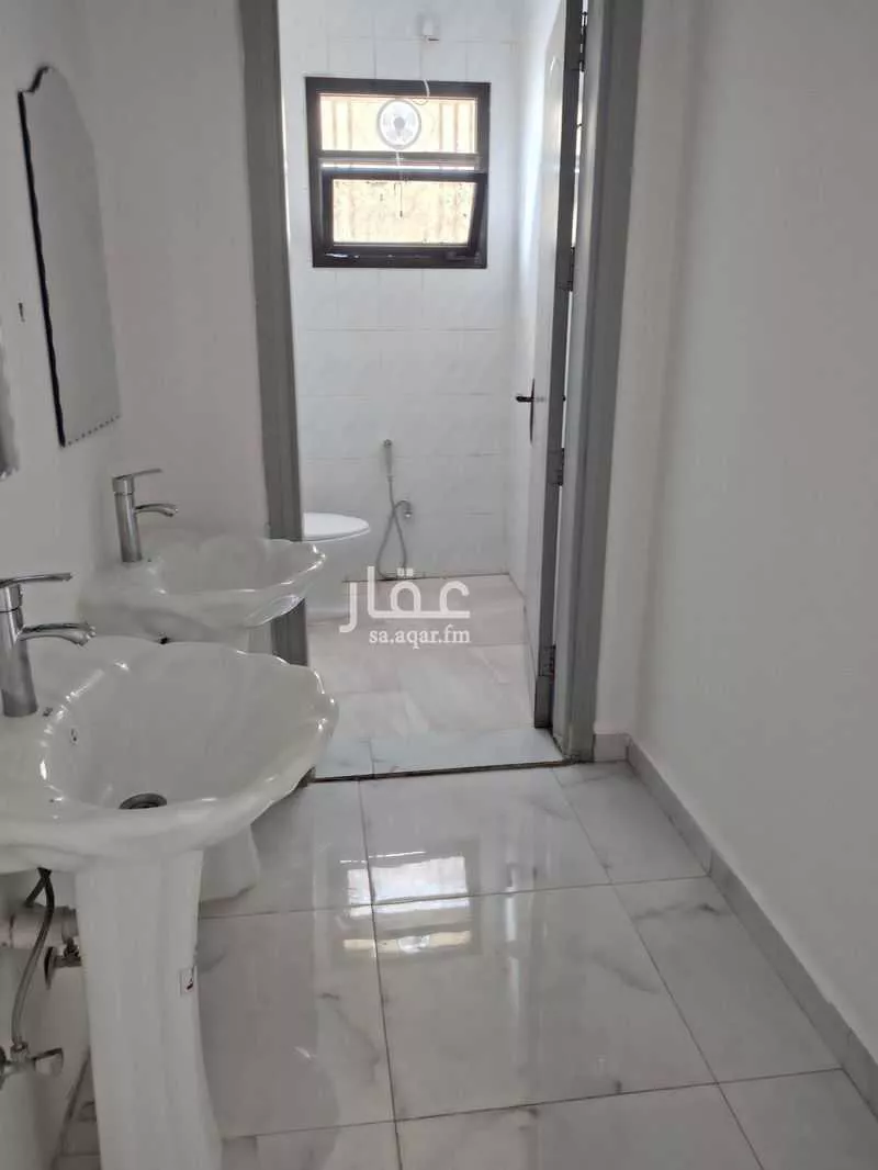 5 bedroom floor in Al Safa 3