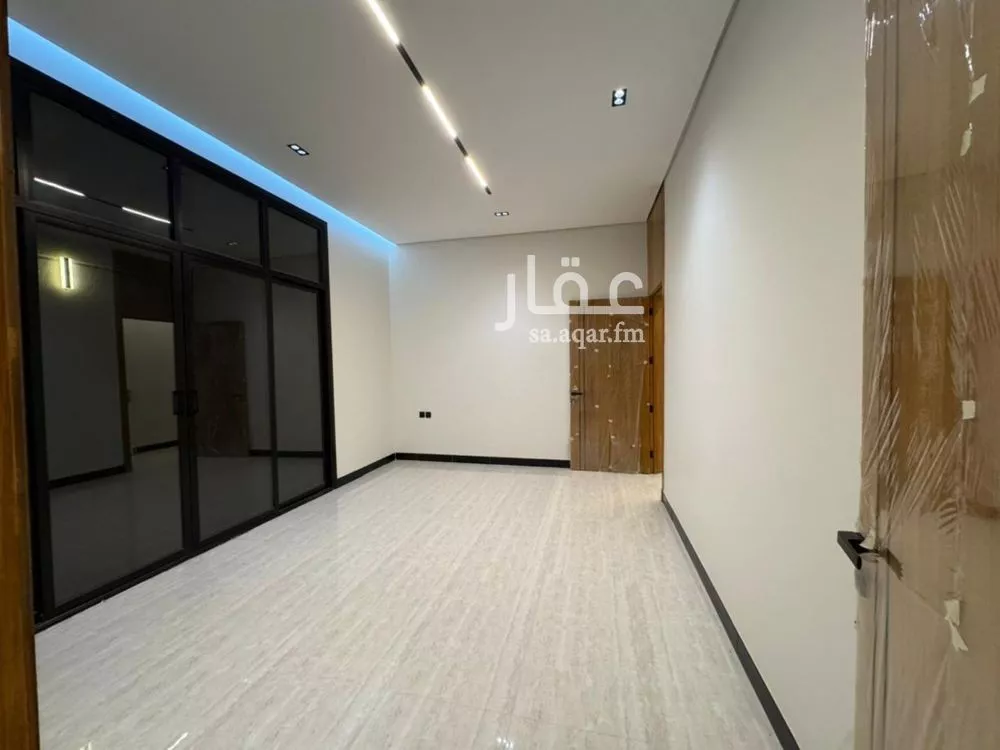 فيلا 5 غرف في الرمال 4