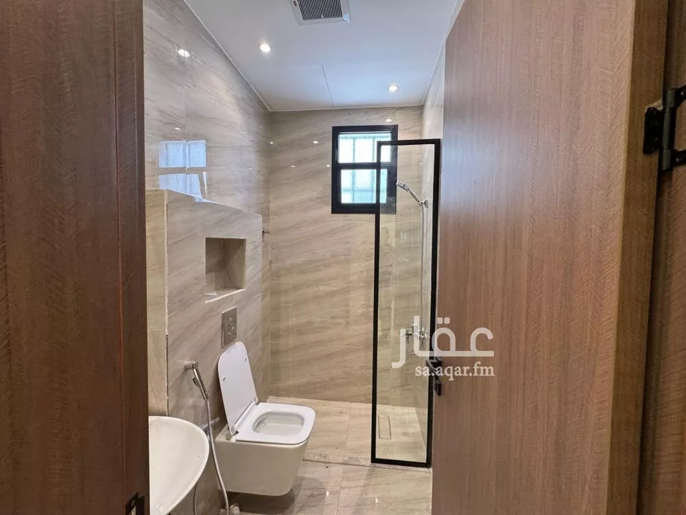 فيلا 5 غرف في الرمال 2