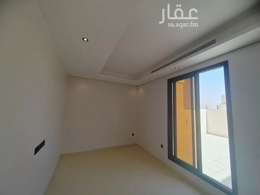 4 bedroom apartment in Al Yarmouk 5