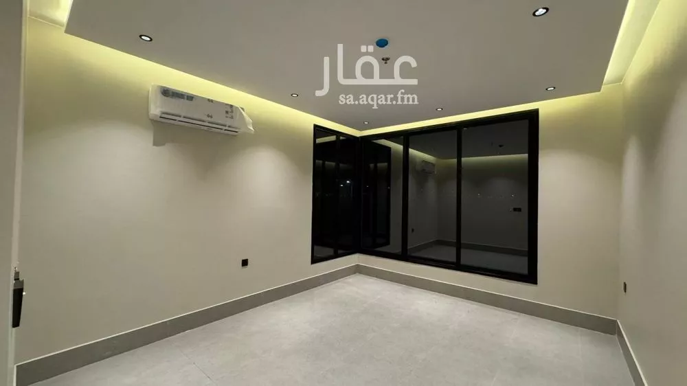 شقة 4 غرف في الحمرا 2