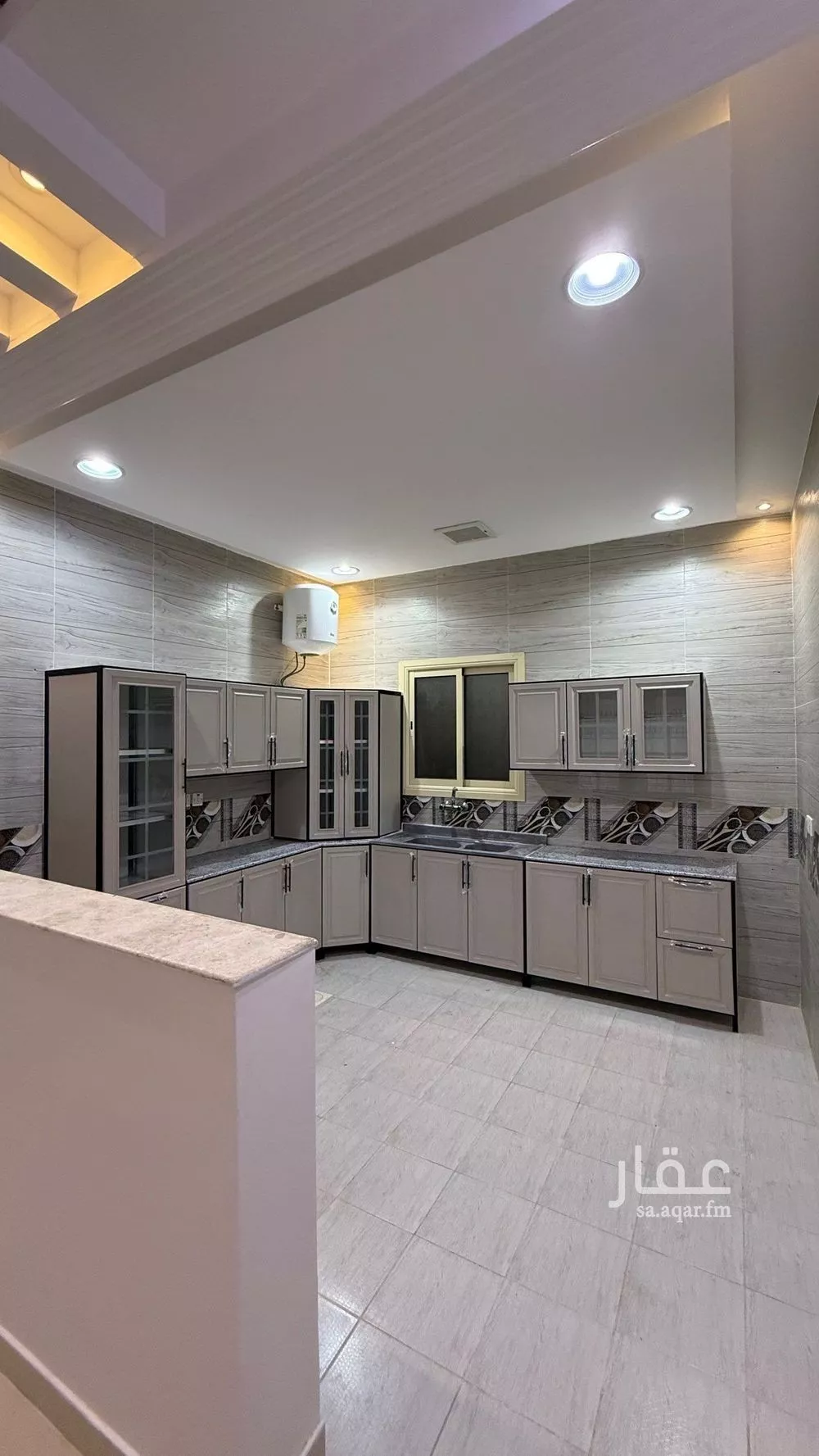 دور 3 غرف في العارض 2