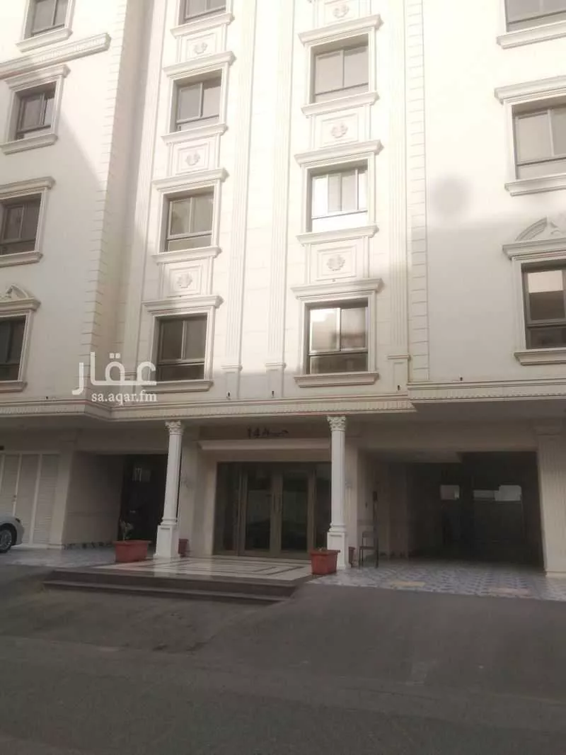 4 bedroom apartment in Al Salamah 2