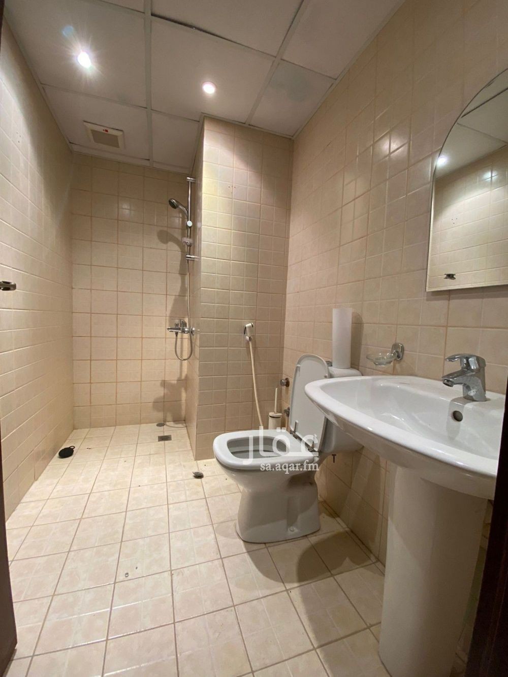 2 bedroom apartment in Al Hamra, Jeddah 18