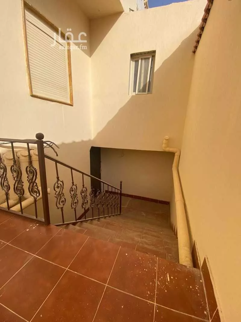 فيلا 16 غرف في الياقوت 2