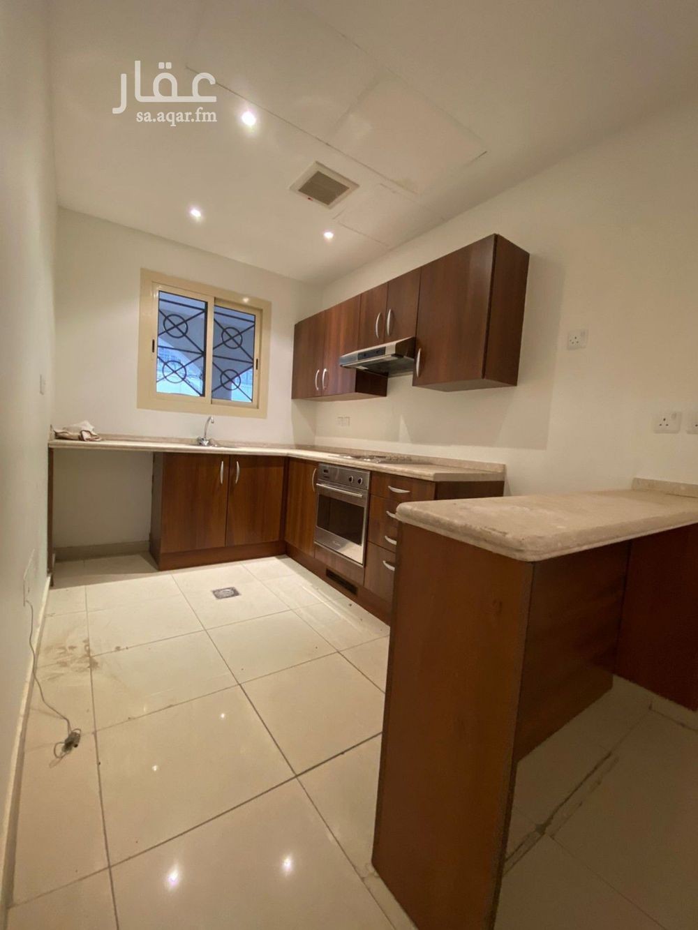 2 bedroom apartment in Al Hamra, Jeddah 10