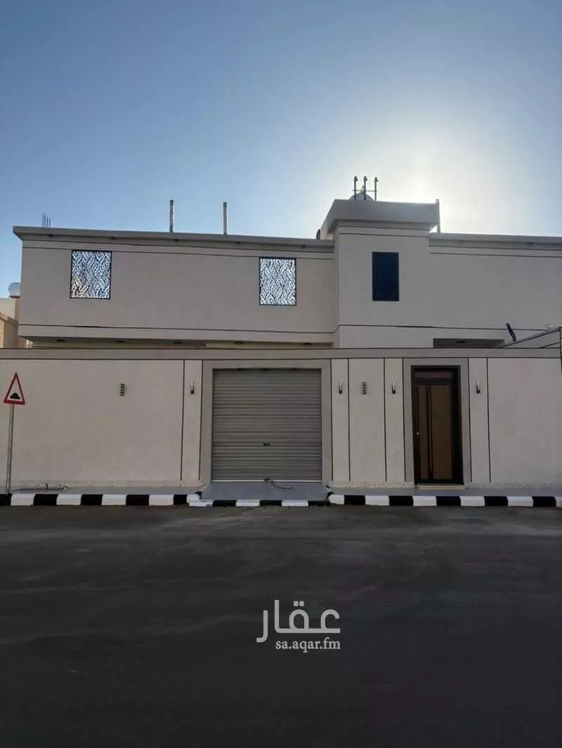 6 bedroom floor in Sikkat Al Hadeed 1