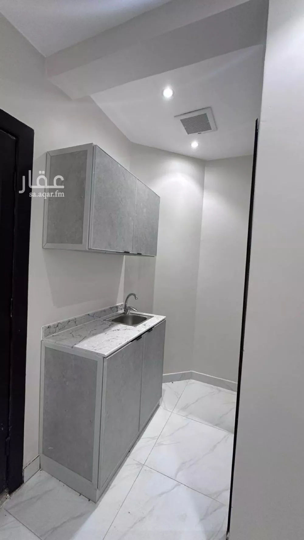 شقة 1 غرف في ظهرة لبن 4