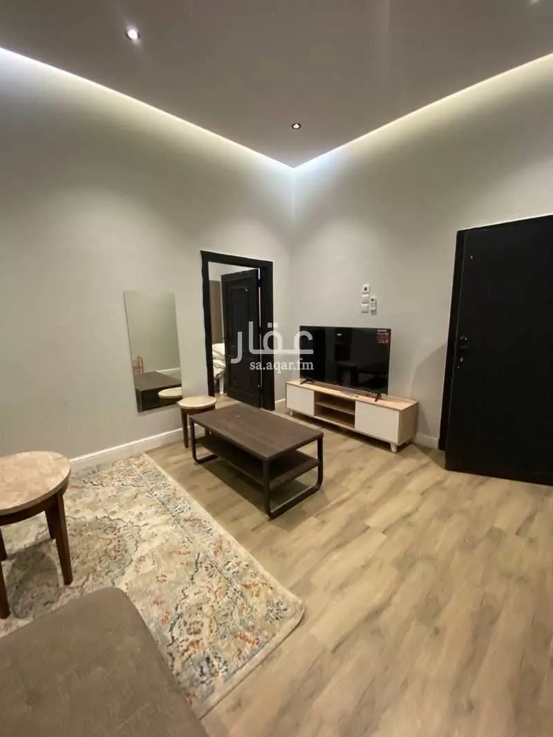 شقة 2 غرف في النزهة 4