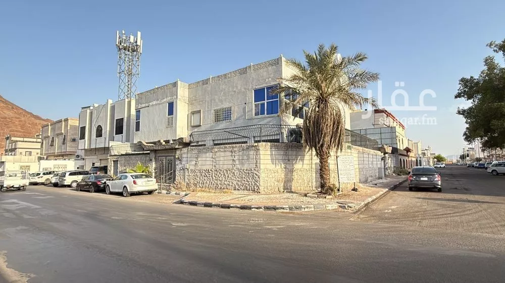 عمارة 652 م² في الدفاع 3