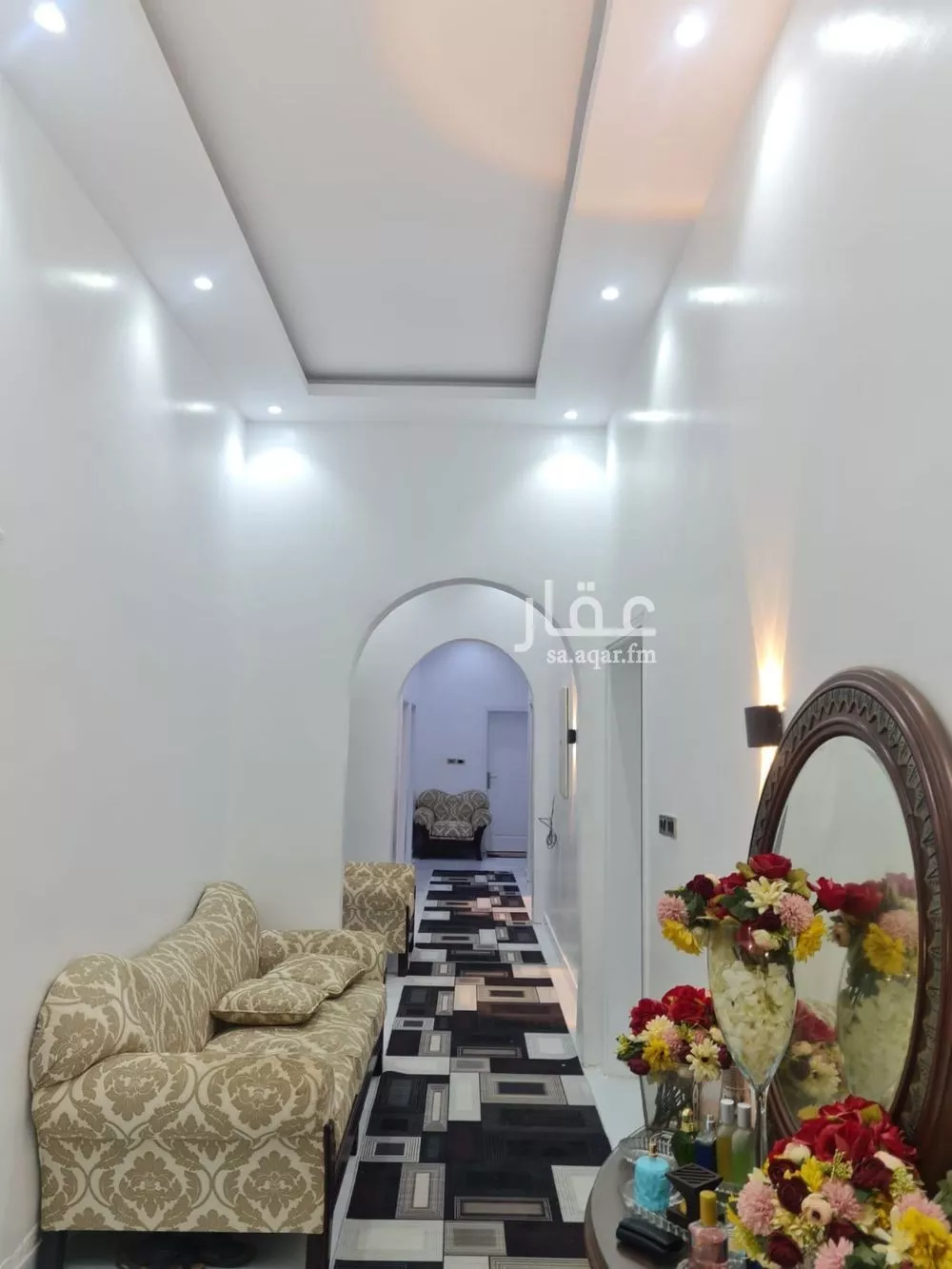 1200 sqm building in Rahat 5