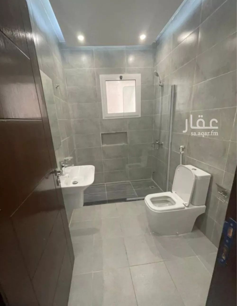 شقة 6 غرف في الصوارى 4