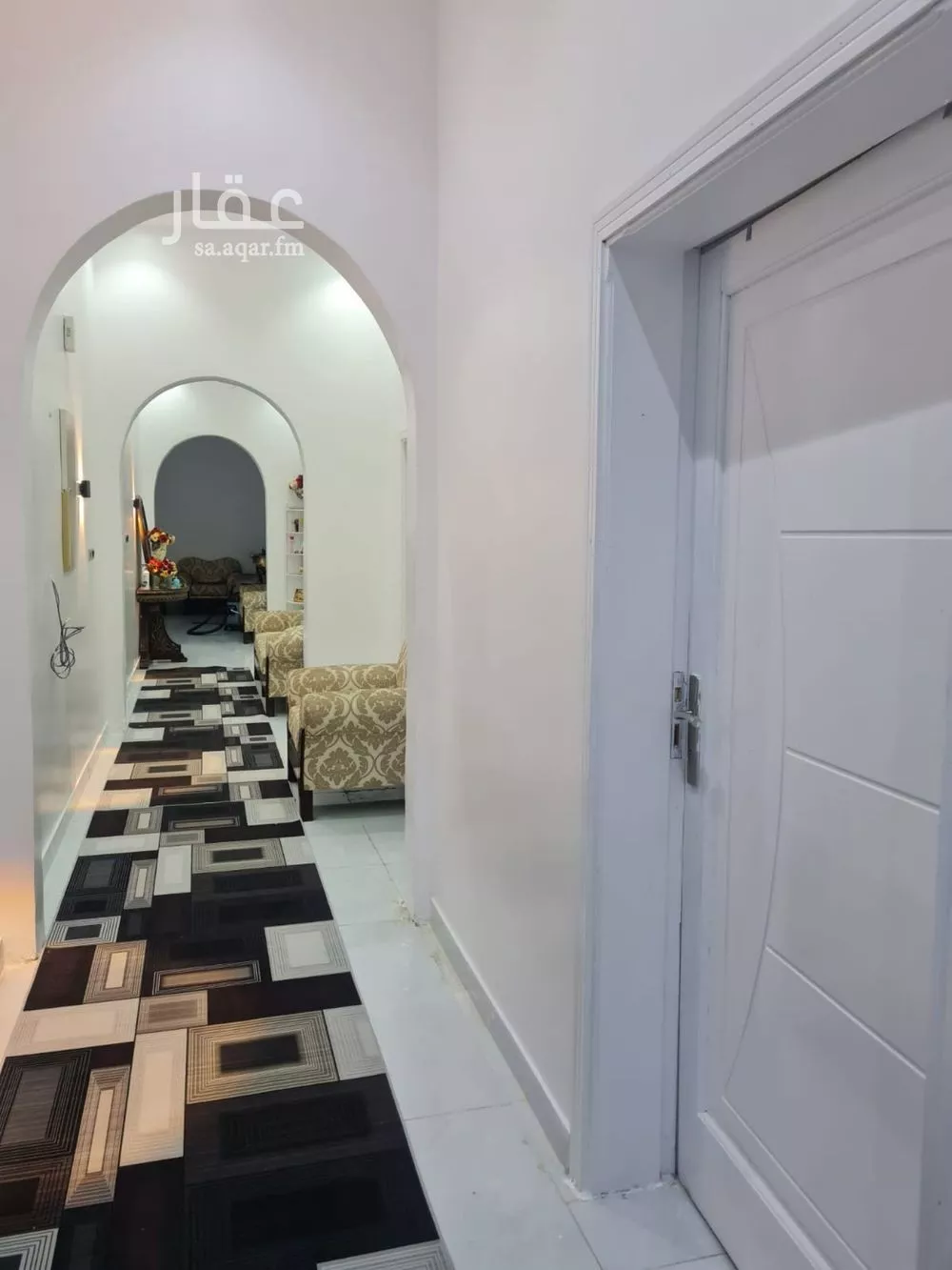 1200 sqm building in Rahat 4