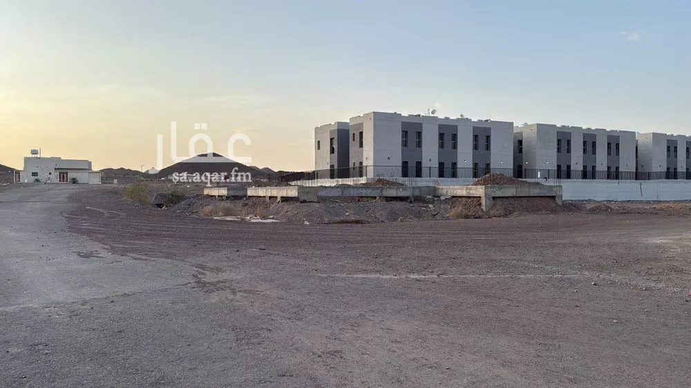 أرض 500 م² في المطار 2