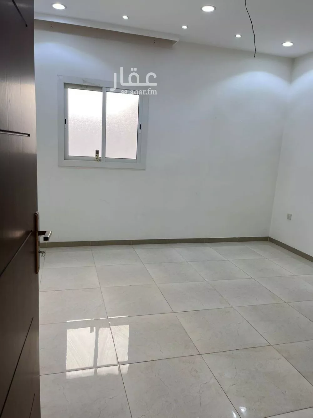 عمارة 400 م² في بئر عثمان 1