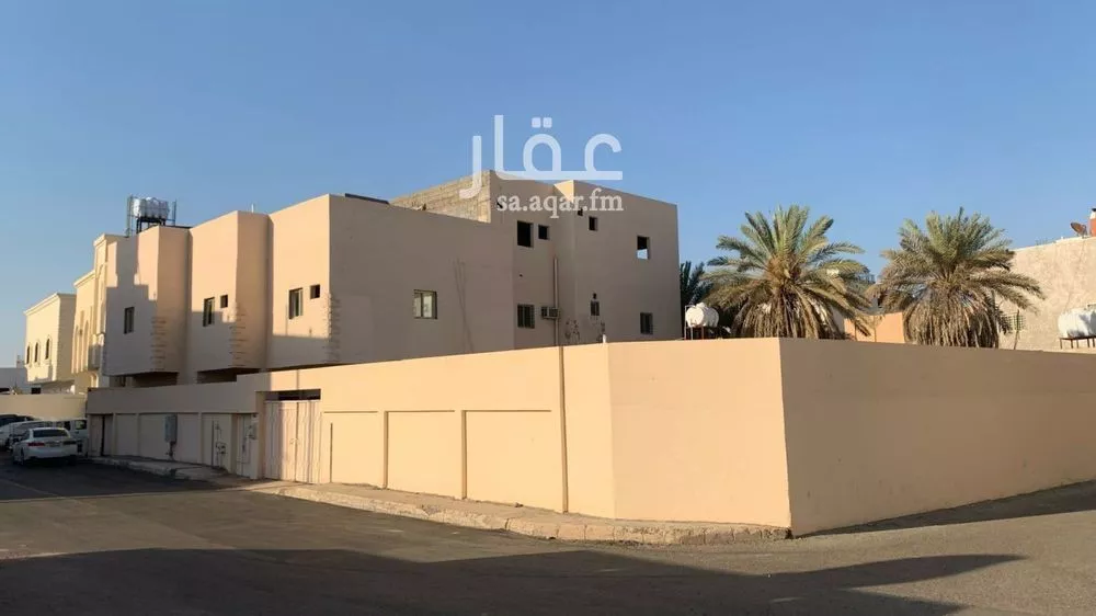 819 sqm building in Al Baraka 1