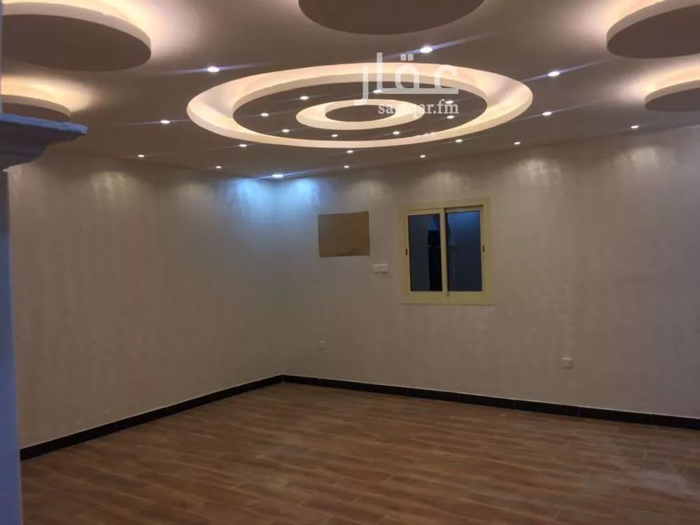 شقة 5 غرف في الرانوناء 3