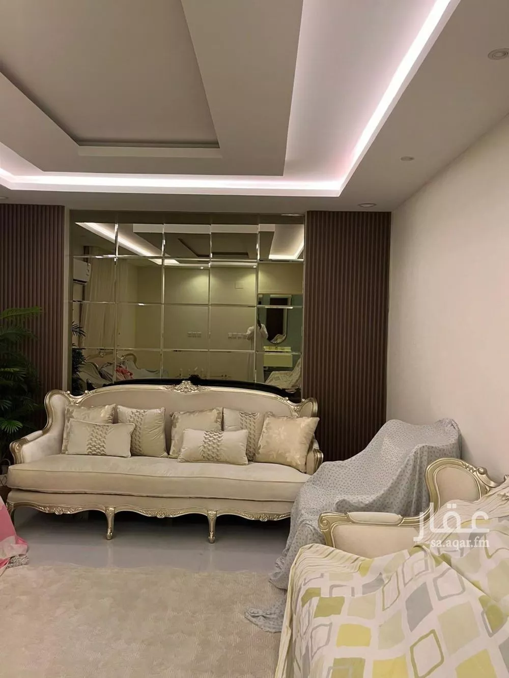 عمارة 560 م² في السكة الحديدية 2