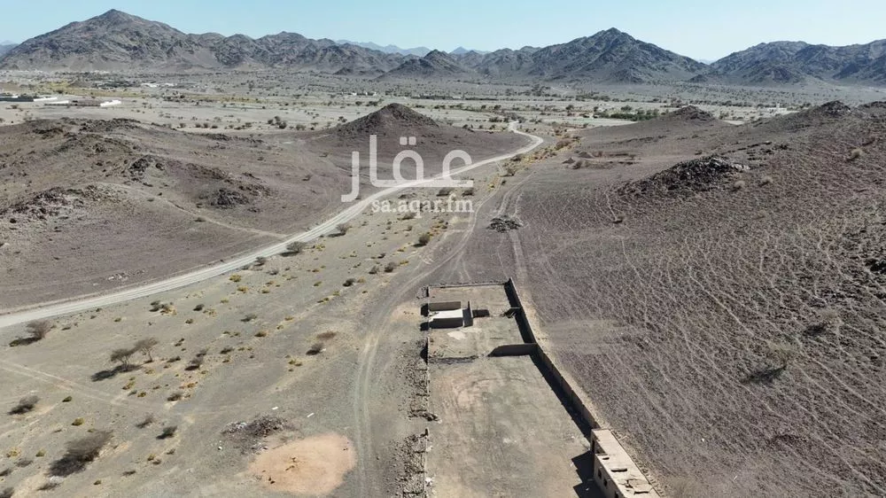 أرض 23007 م² في ورقان 5