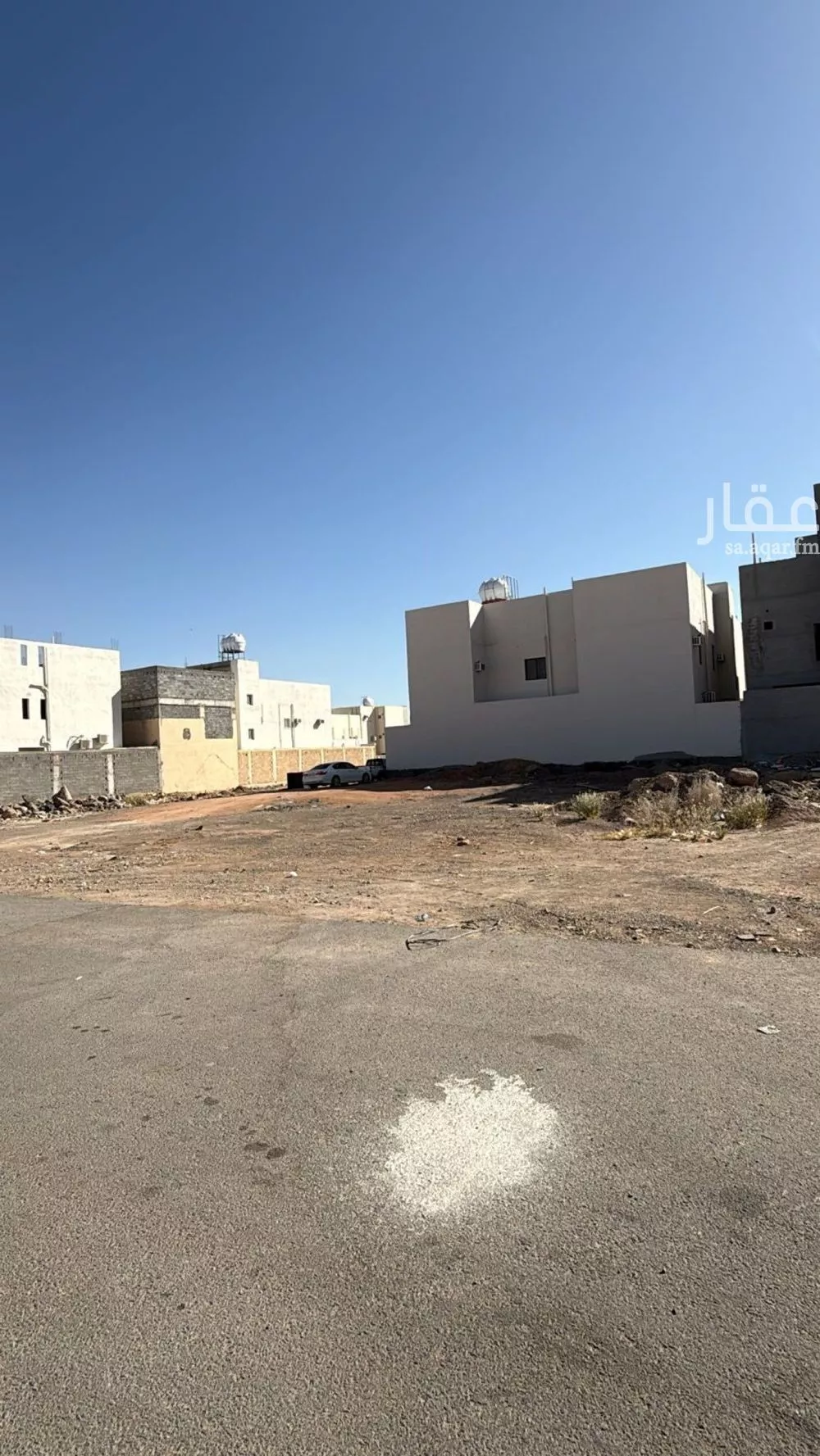 أرض 660 م² في المطار 2