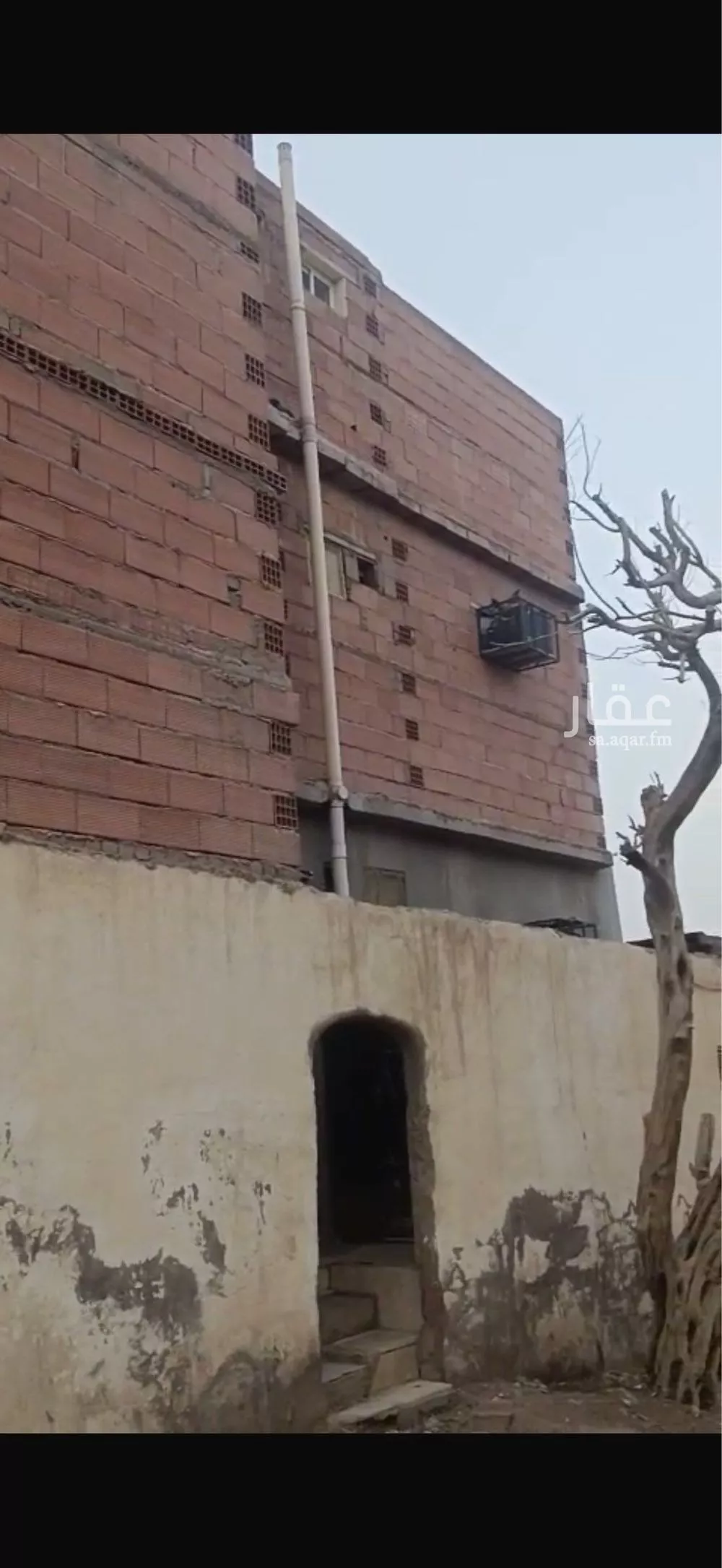 245 sqm building in Al Dhahirah 1