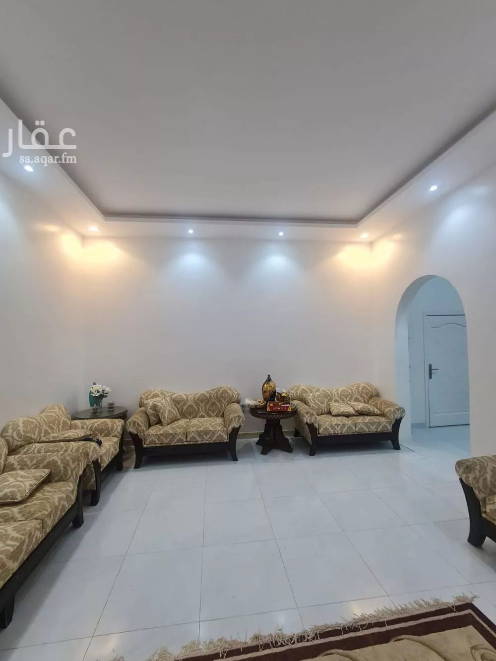 1200 sqm building in Rahat 3