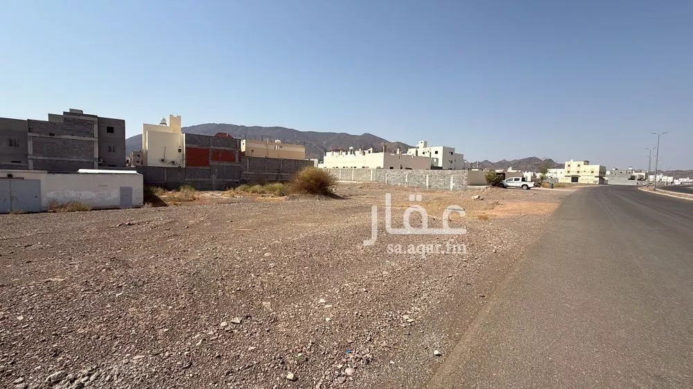 أرض 1204 م² في ورقان 1