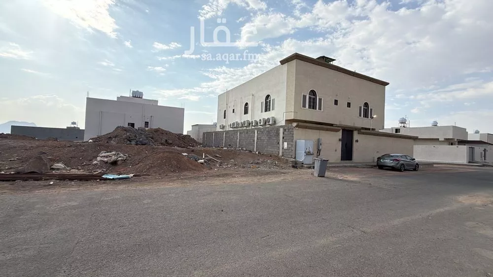 أرض 500 م² في المطار 1