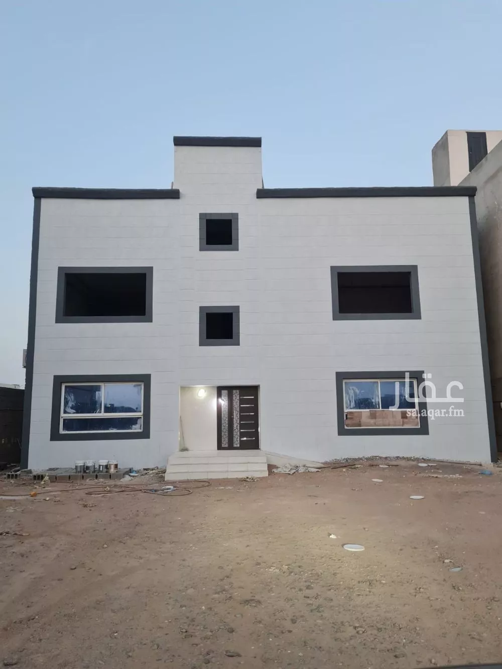 1200 sqm building in Rahat 1
