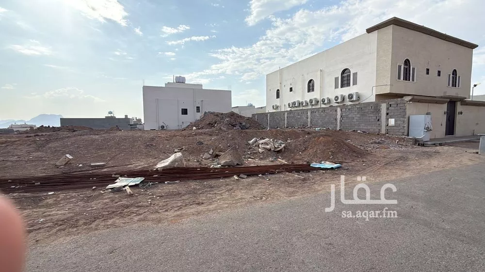 أرض 500 م² في المطار 2