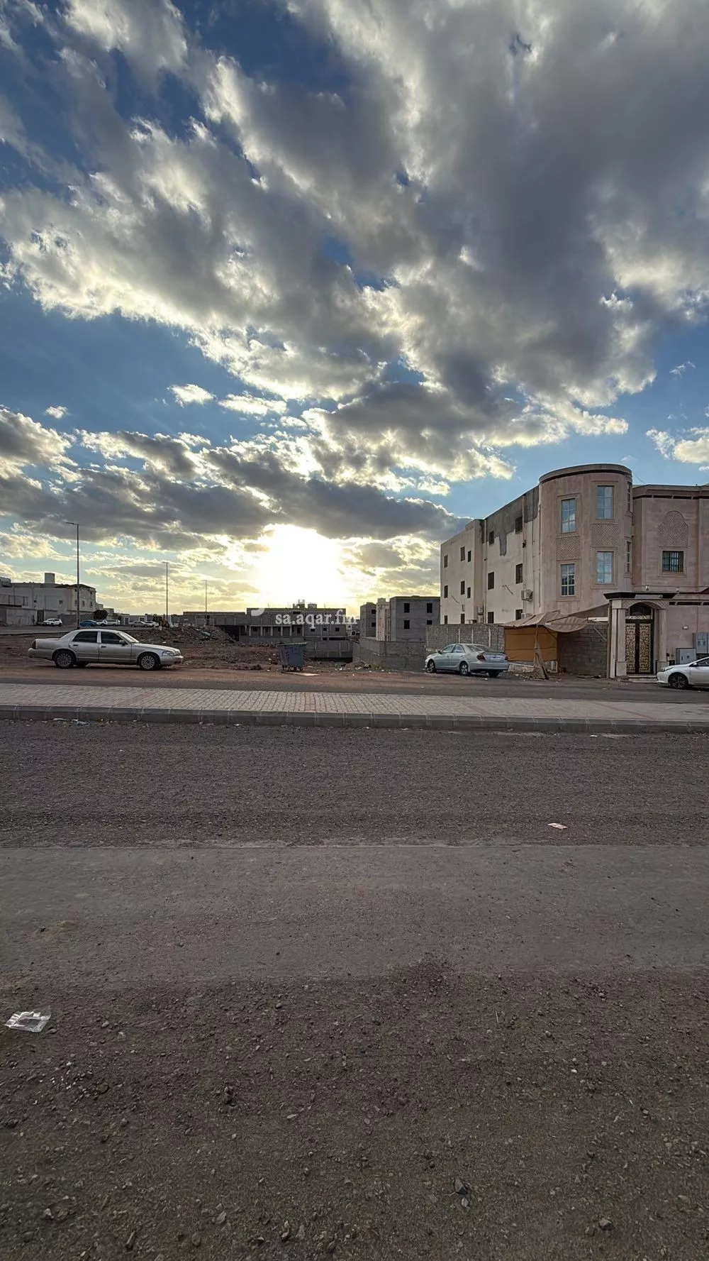 أرض 800 م² في نبلاء 3