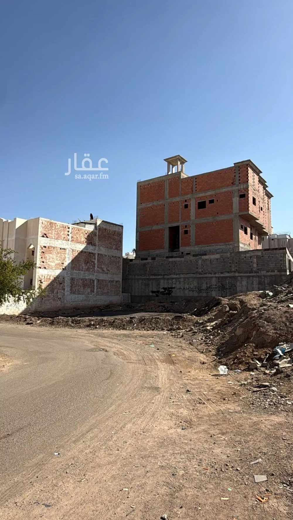 أرض 440 م² في الوبرة 4