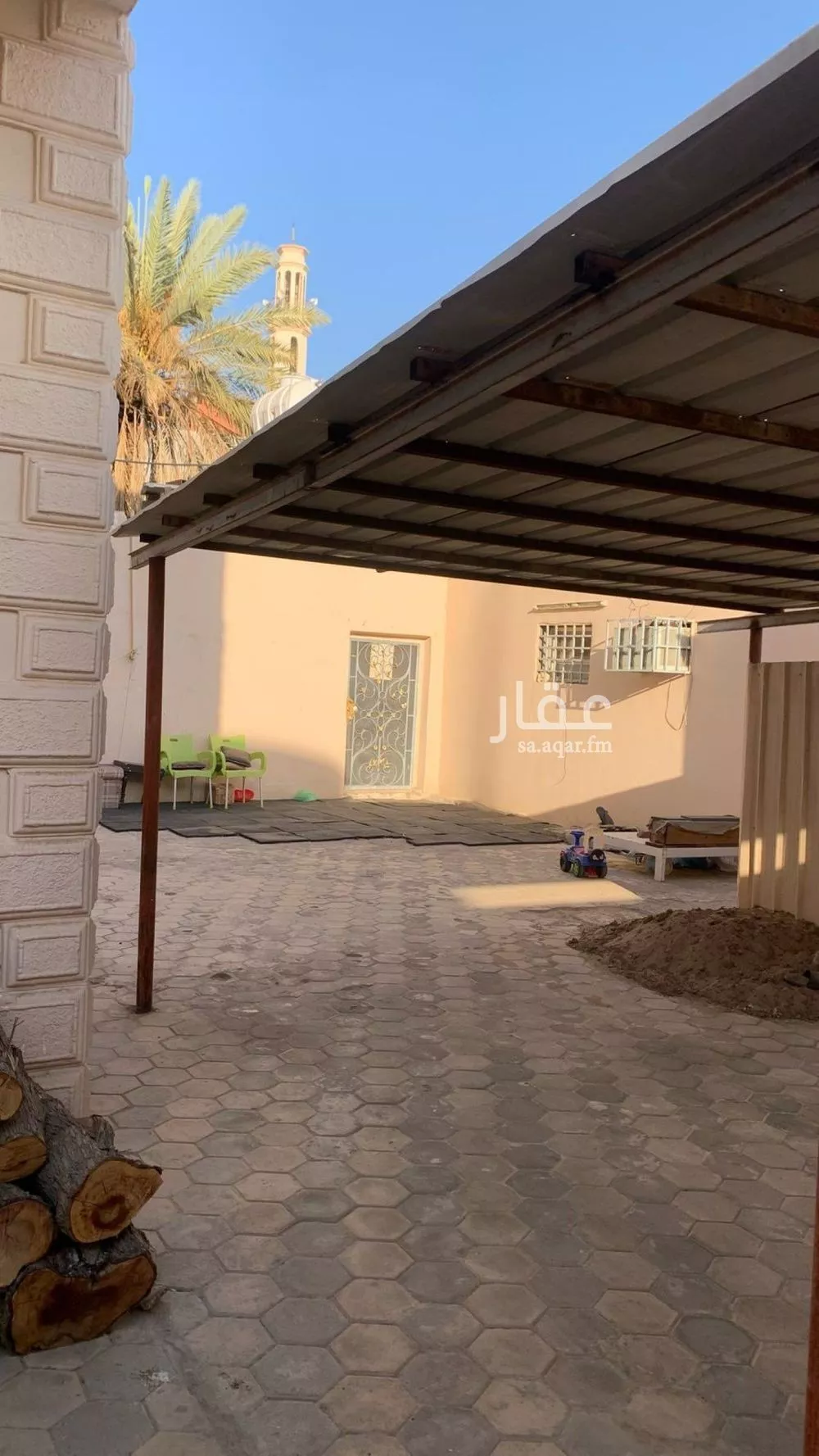 819 sqm building in Al Baraka 5