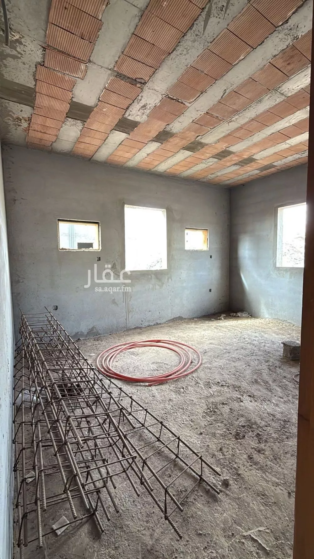 عمارة 1100 م² في نبلاء 4