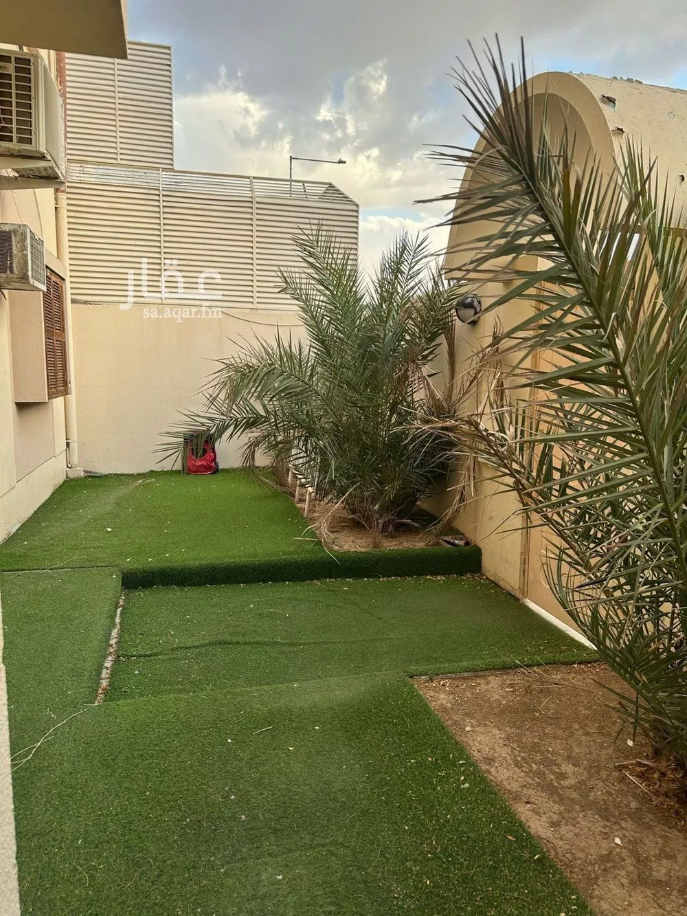 شقة 11 غرف في الاسكان 4