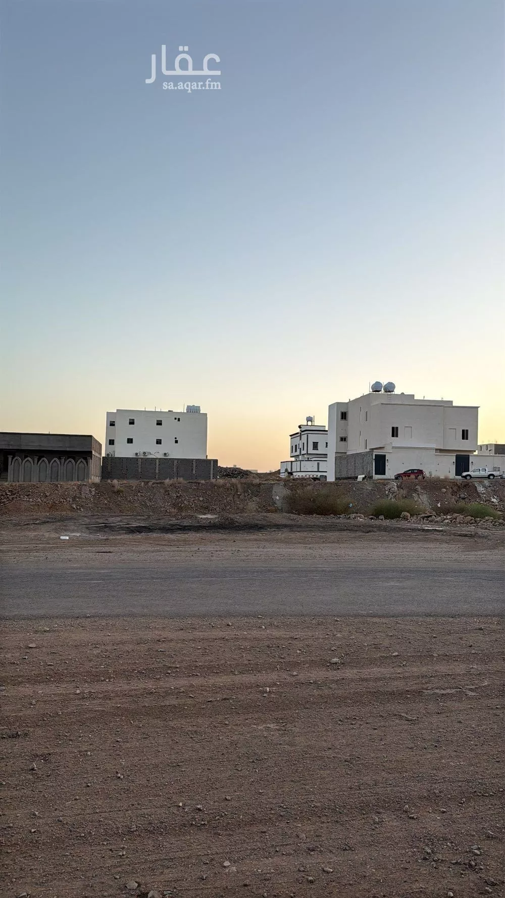 أرض 548 م² في المطار 5