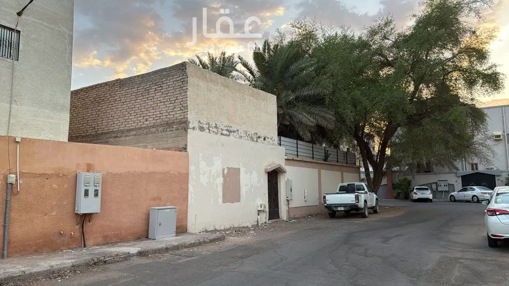 land in Al Aziziyah, Madinah 6