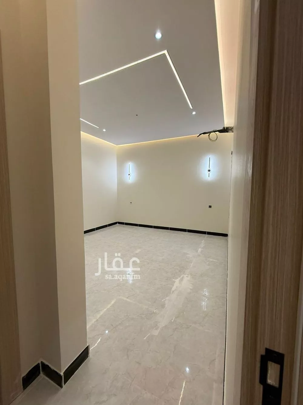5 bedroom floor in Al Matar 4