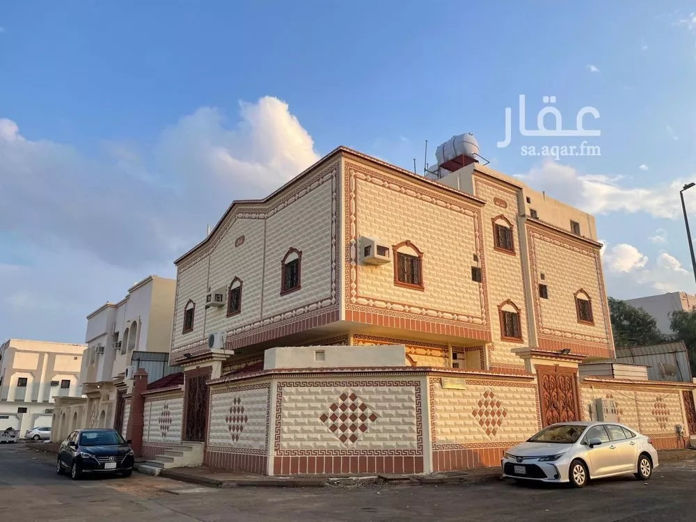 عمارة 394 م² في العزيزية 1