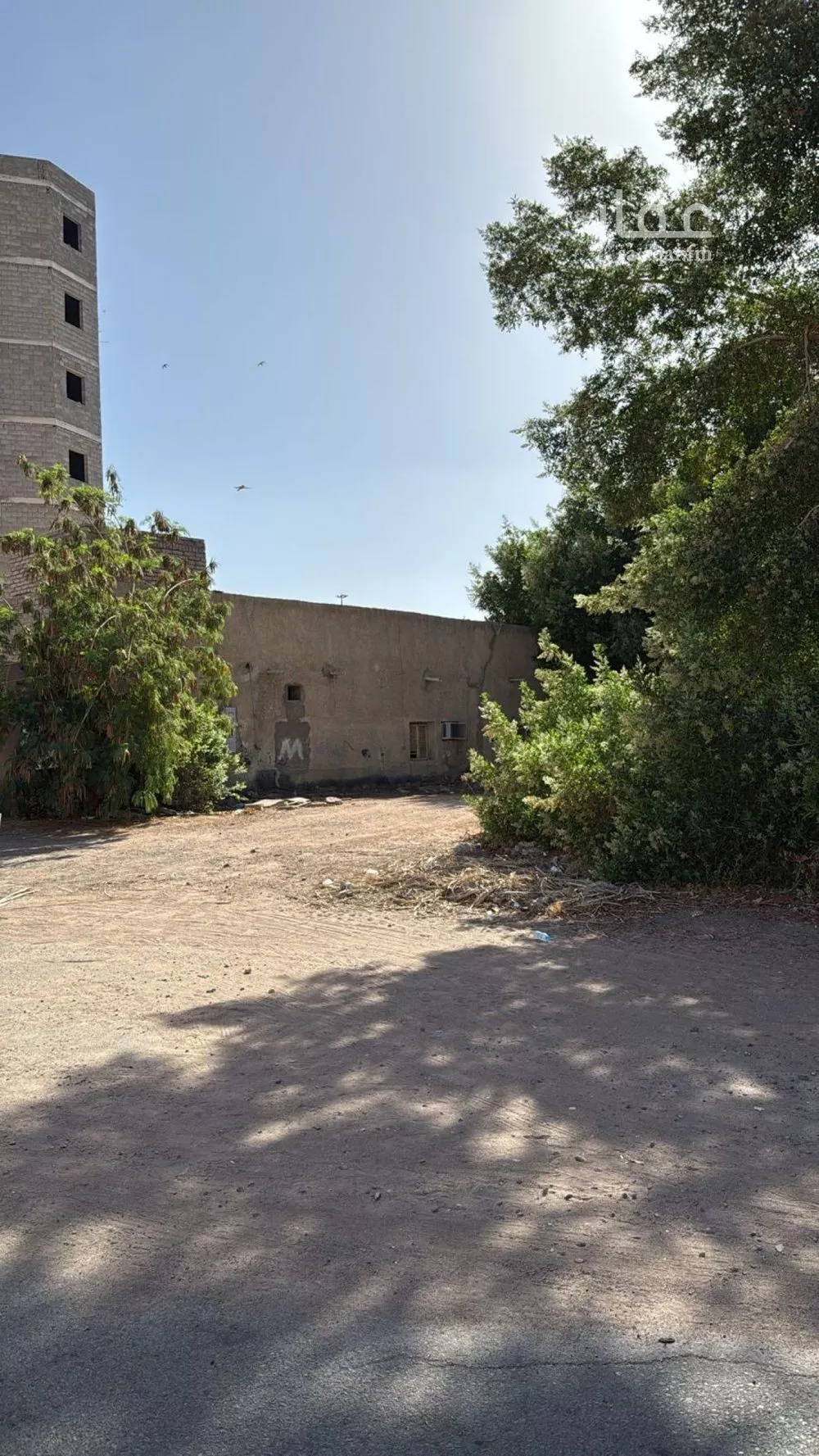 أرض 255 م² في السيح 5