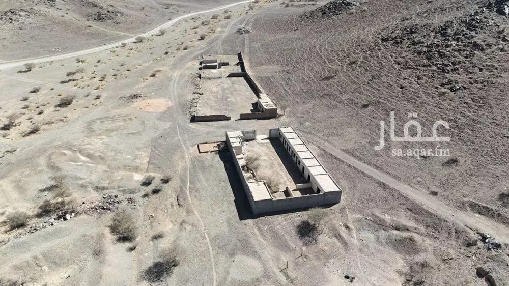 أرض 23007 م² في ورقان 2