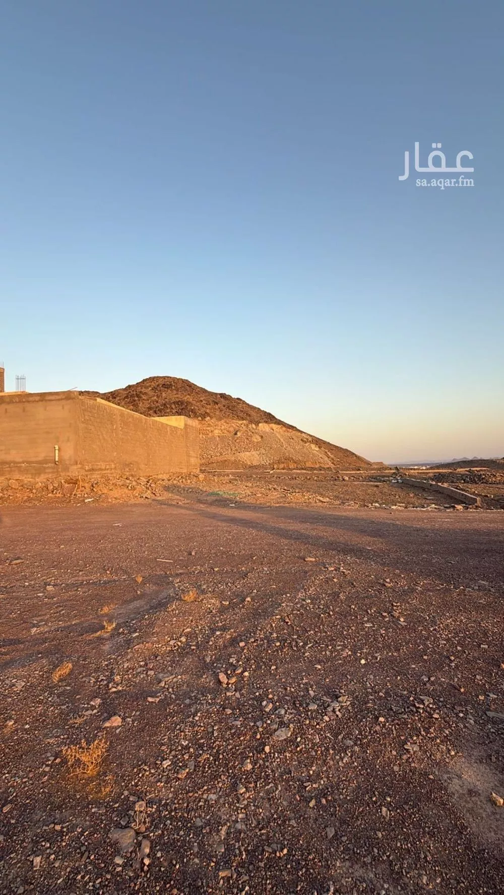 أرض 800 م² في جبل عير 5