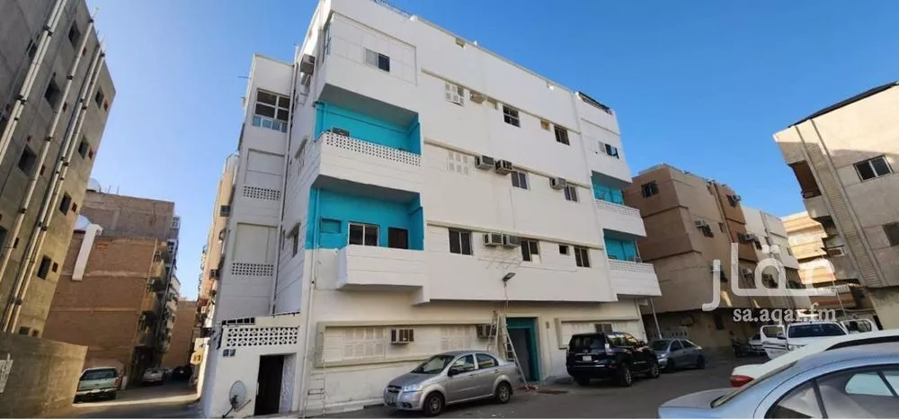210 sqm building in Al Rayah 1