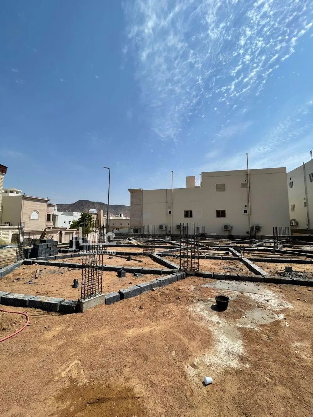 أرض 607 م² في طيبة