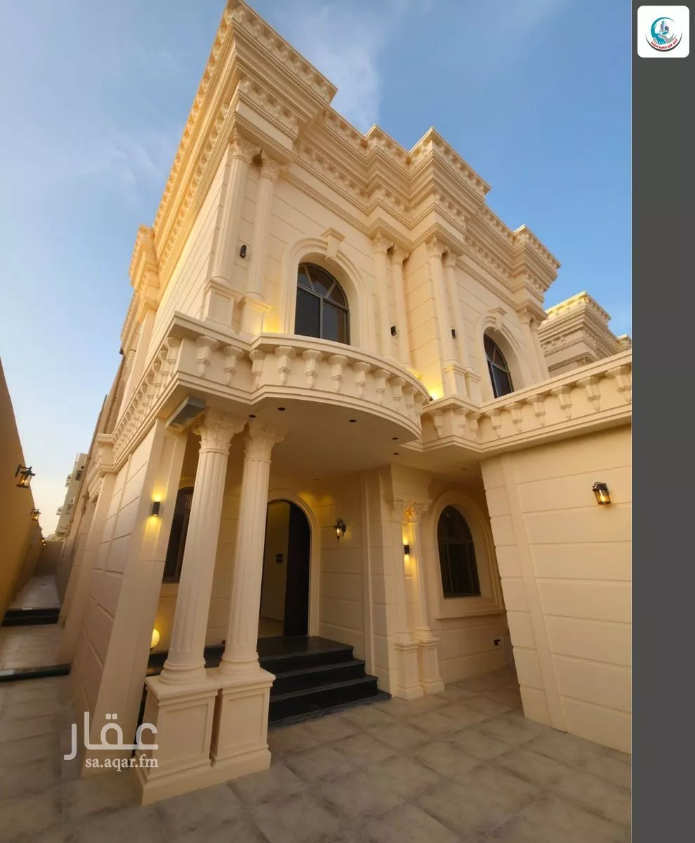 فيلا 9 غرف في الملك فهد 4