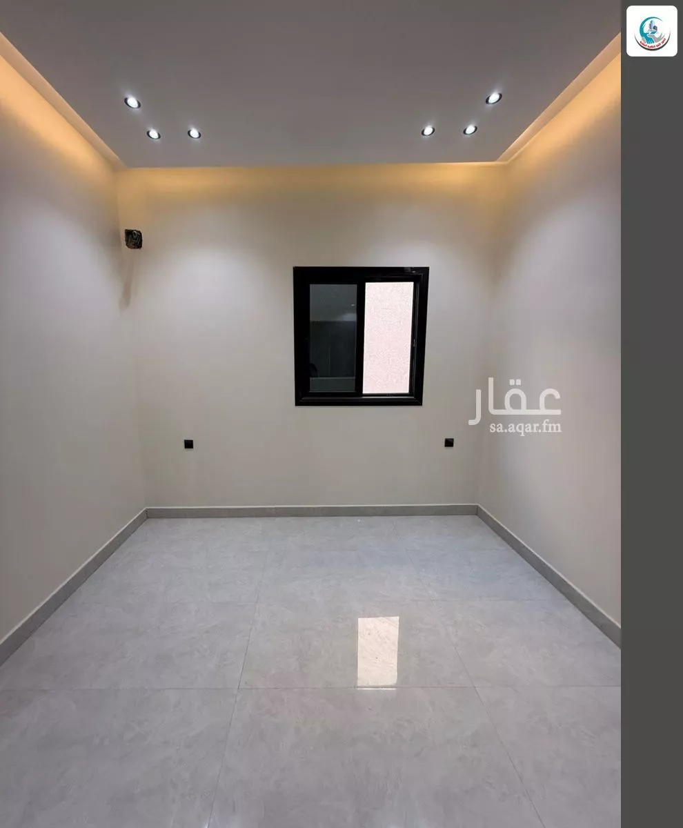 6 bedroom apartment in Al Rimal 4
